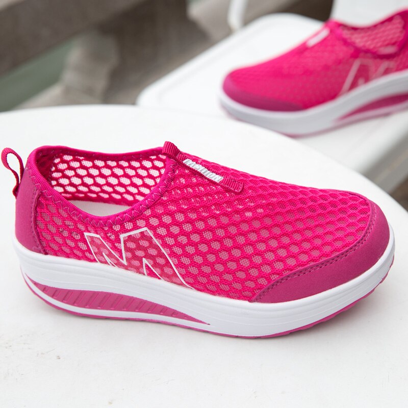 Women's Walking shoes Lady Fashion Fitness Shoes Breathable Shake Shoes Casual Mesh Platform Sneakers